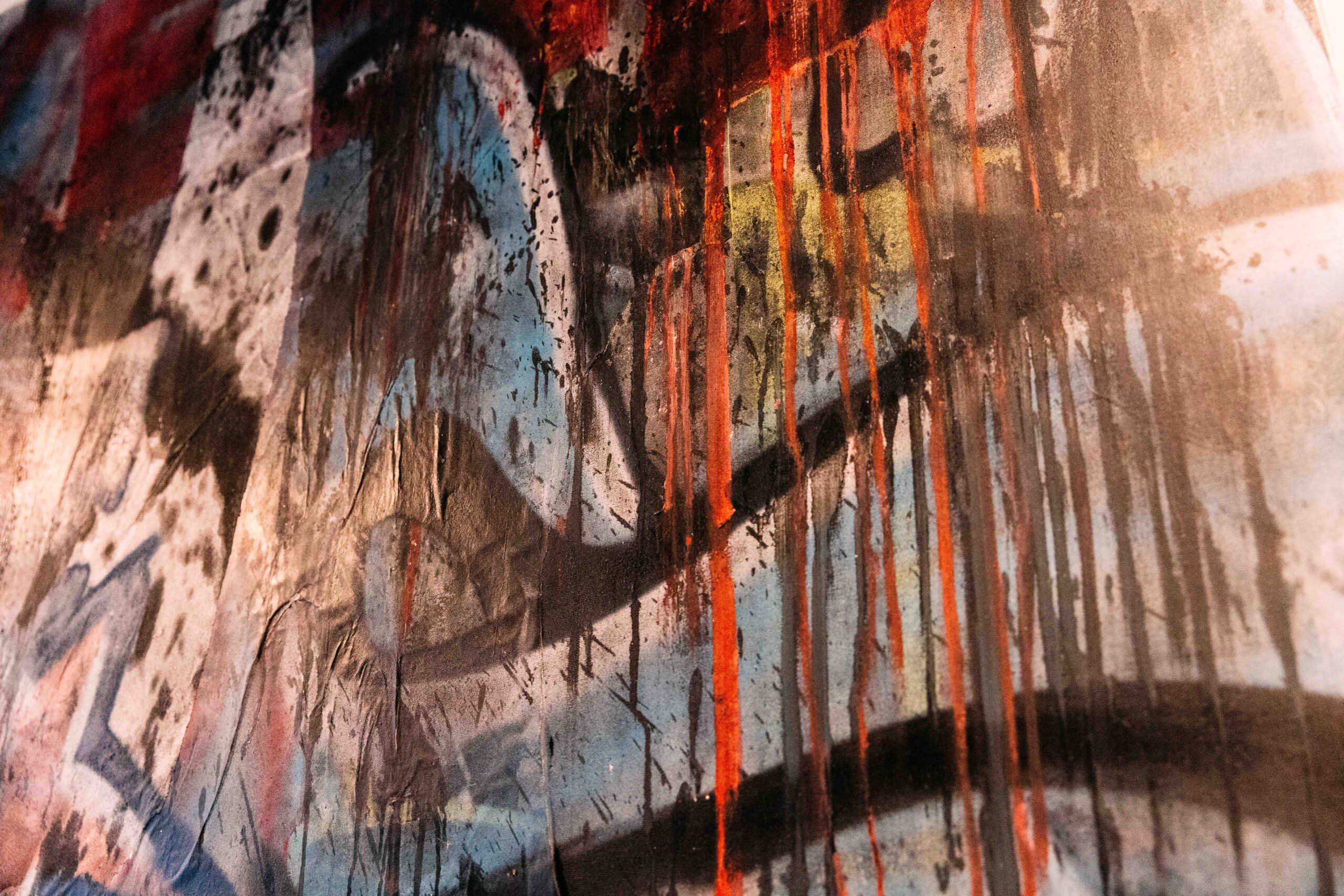graffiti buildings