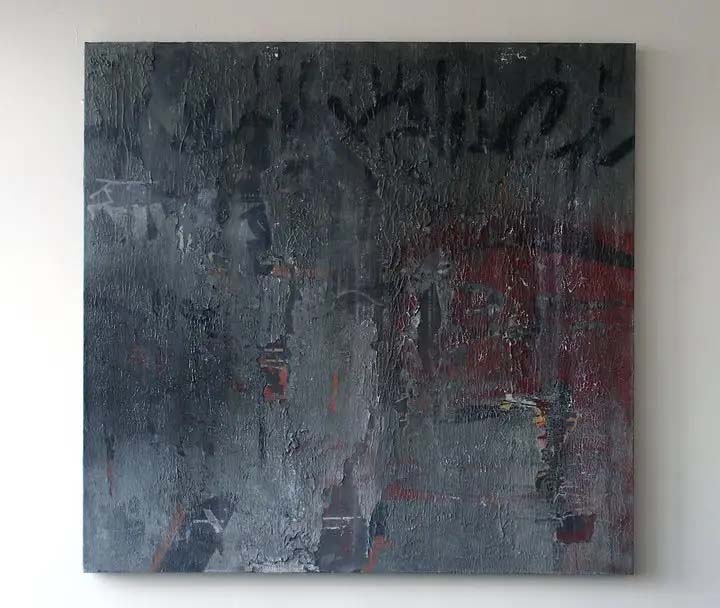 Parte della serie Graffiti History, quest’opera di 100 × 100 cm su legno sviluppa una ricerca sulla memoria visiva della scrittura europea attraverso ritmo, ripetizione e variazione compositiva. Ogni pannello della serie mantiene una propria autonomia formale pur contribuendo alla costruzione di una narrazione più ampia. Realizzata nel 2010 in tecnica mista su legno, l’opera si trova oggi in una collezione privata.
